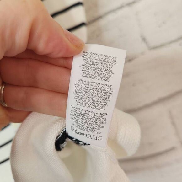 Cabi Knitted Button Up Striped Turnabout Cardigan Sweater White Size Medium 6164 - Picture 11 of 13